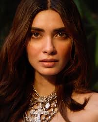DIANA PENTY